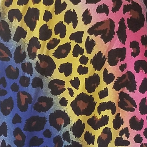 Rainbow cheetah leggings - Picture 3 of 3